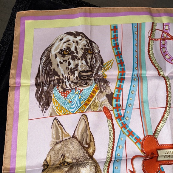 HERMES JOUR DE CASTING SILK SCARF 70cm USED ITEM - Picture 4 of 11